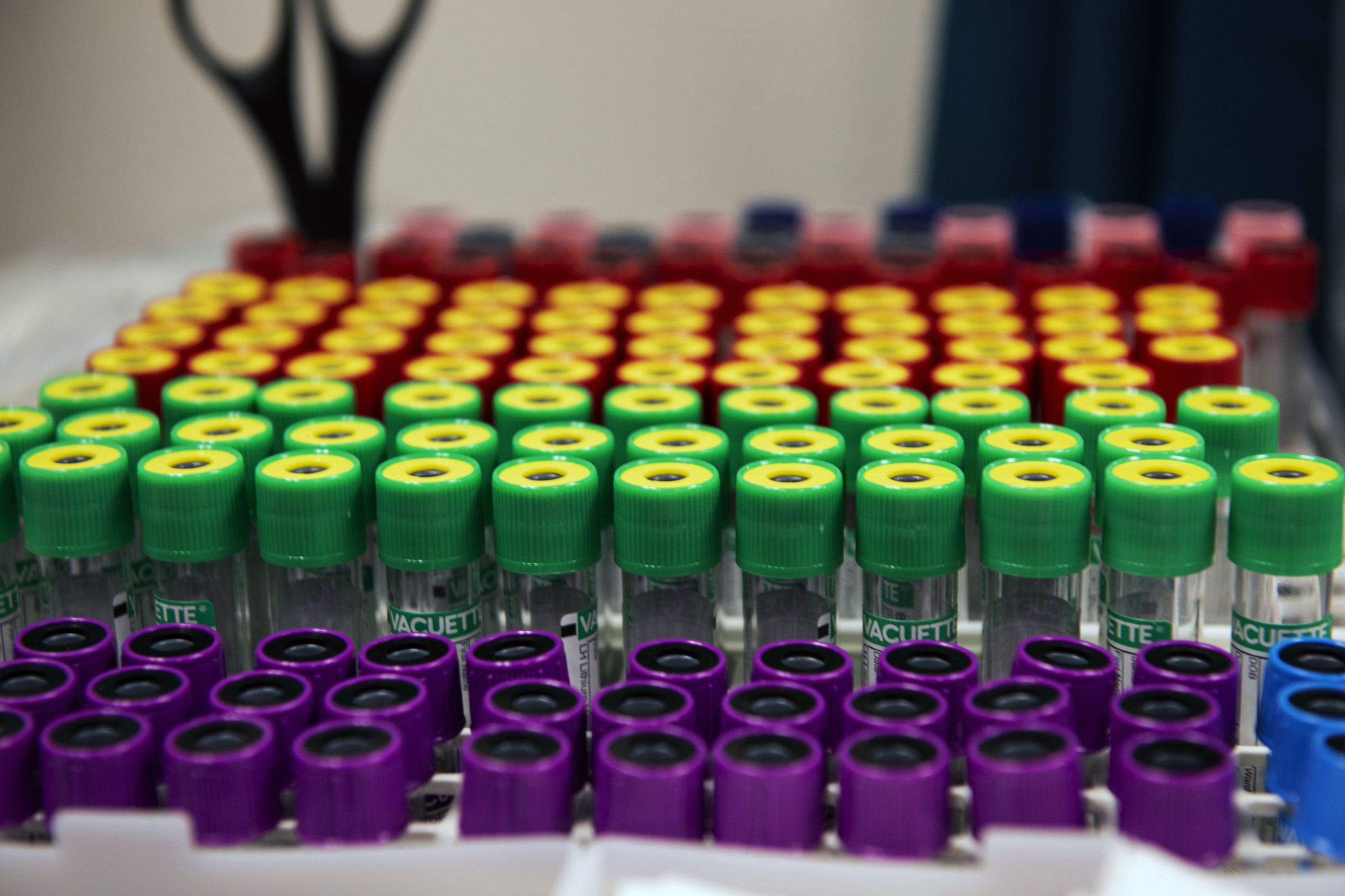 Temperature-controlled logistics for life-saving pharmaceuticals. GDP-compliant and reliable<br><br> <button class="learn-more-btn">Learn More</button>